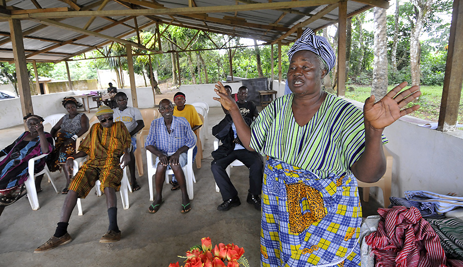 Mama Tumeh, leader of the country-wide Traditional Women for Peace—a Carter Center partner—is working to bring a message of hope and empowerment to survivors of the country's 14-year civil war, many of whom lost their husbands and other family members.